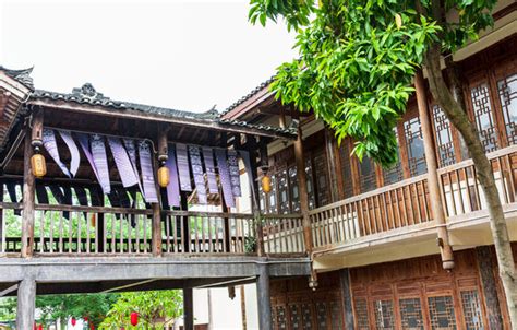 最具黔东南侗族风格的吊脚楼。|吊脚楼|黔东南|侗族_新浪新闻