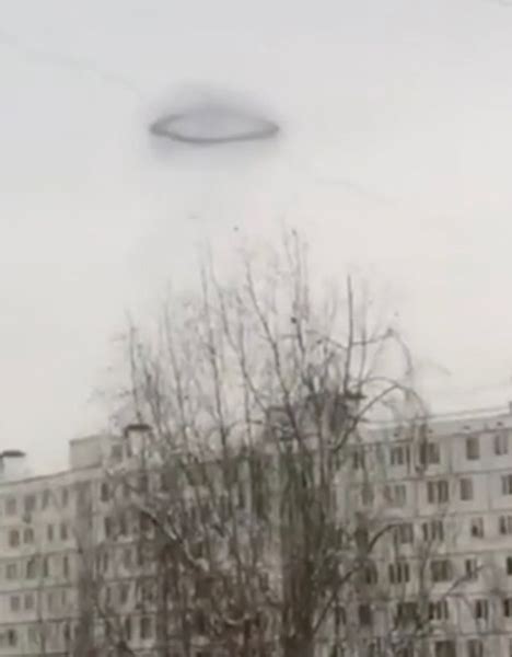 莫斯科上空惊现黑色圆环 目击者称疑似UFO-新闻频道-西安网