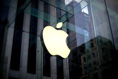 美国司法部正式对苹果提起反垄断诉讼：iPhone垄断智能手机市场 - 包小可