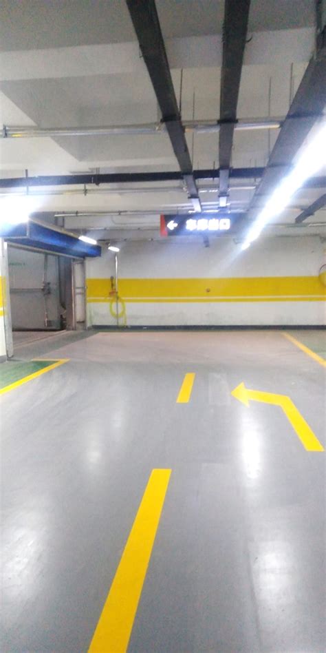 深圳车库地坪漆施工哪家单位做的好，高端地下室地面施工单位