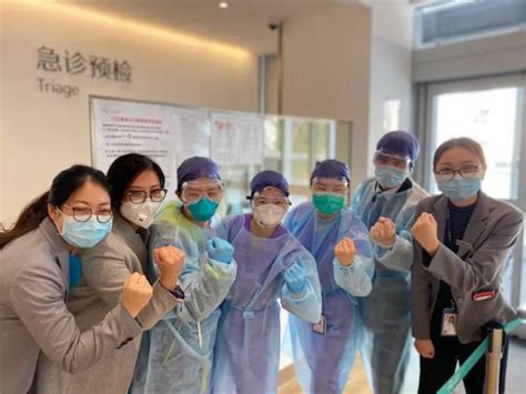 面对疫情，奋战在上海的外籍医生说：别怕，我们与大家一起努力 － 丁香园