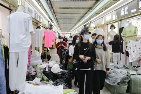 男女装店铺名字好记顺耳的服装店名字怎么起？卖男装的店铺名字_起名_若朴堂文化