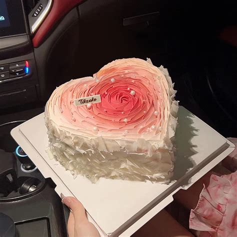 高级粉色系心形蛋糕_多少钱_图片_尺寸_Tikcake®蛋糕
