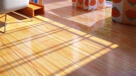 实木地板多少钱一平,实木地板有哪些选购方法 - 房天下装修知识