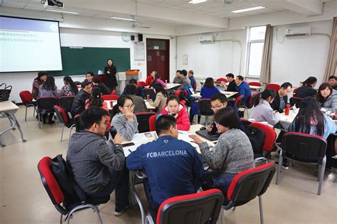 学校举办MPA案例教学、案例撰写及案例大赛经验分享学术讲座_中国劳动关系学院