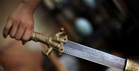 古代打造神兵利器 真的需要拿活人祭剑吗？_凤凰网国学_凤凰网