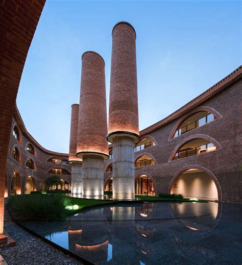 弥勒索菲特美景阁酒店设计-设计风尚-上海勃朗空间设计公司