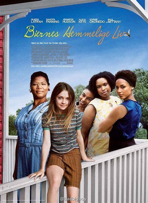 生活因爱而甜蜜#电影#《蜜蜂的秘密生活》14岁的莉莉母亲早逝，和父亲生活在自家的农场里，好在有黑人姑娘罗萨琳的陪伴，莉莉才能够健康的成长， 在 ...