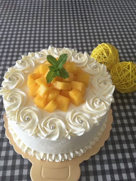 芒果奶油蛋糕的做法【步骤图】_蛋糕_下厨房