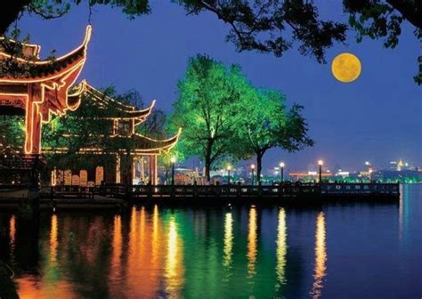 杭州小长假周末必玩榜-2024杭州旅游榜单-杭州必体验-自助游攻略-去哪儿攻略