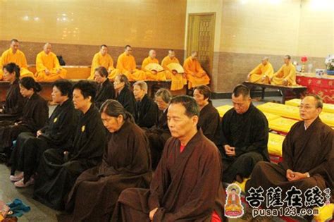 上海龙华古寺举行纪念明旸老和尚十二周年净七法会 - 菩萨在线