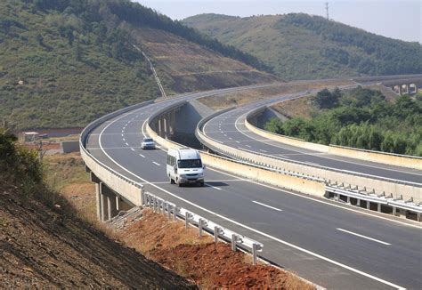 湖南到广东又一条高速，广东清远段将开工建设，湖南段何时动工_高速公路_车道_段道路