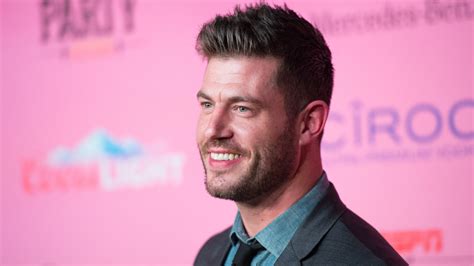 Jesse Palmer Wiki, Age, Height, Boyfriend/Girlfriend, Net Worth, Family ...