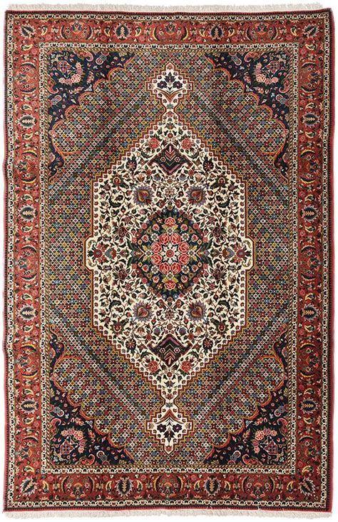 2023伊朗地毯博物馆游玩攻略,1977年开馆以来，吸引着很多...【去哪儿攻略】