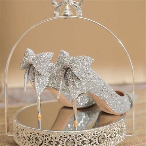 灰姑娘水晶鞋婚鞋女2020新款婚纱新娘鞋银色高跟鞋女细跟公主水钻-阿里巴巴