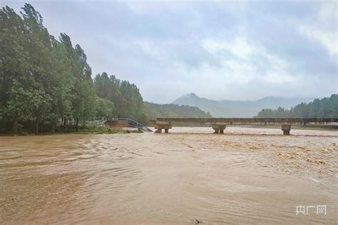 降雨致湘江水位暴涨 长沙橘子洲观光台被淹_福田网
