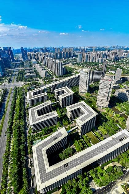 成都高新区、重庆高新区签署战略合作协议 共建具有全国影响力的科技创新中心_成渝