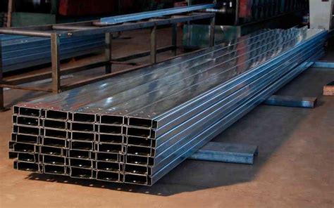 供应钢结构镀锌C型钢檩条泊头毅伽生产制造产品图片高清大图