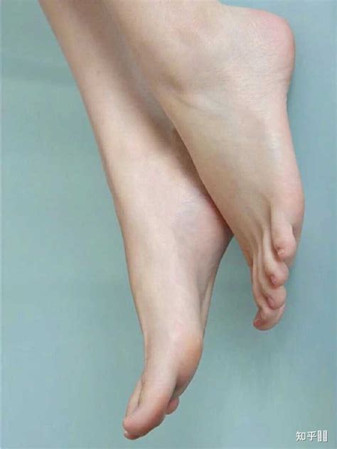 如何让老婆的脚变得更白更光滑细腻一点？ - 知乎