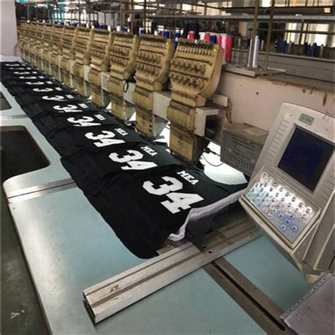 特种绣花厂家浅析在针织衫上刺绣的注意事项- 北京丽绣坊工艺品有限公司