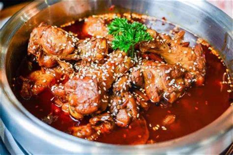 火锅鸡的效益怎么样 如何开火锅鸡店_餐饮加盟网