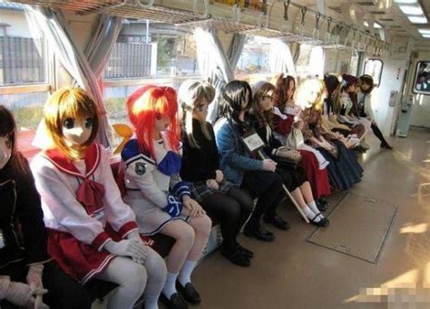 地铁里的那些奇葩乘客(2)_搞笑图片_99养生堂