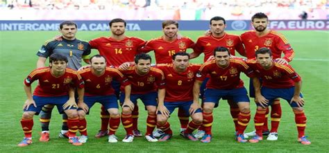 360体育-西班牙公布国家队大名单：法蒂莫拉塔领衔 迪亚斯加维在列
