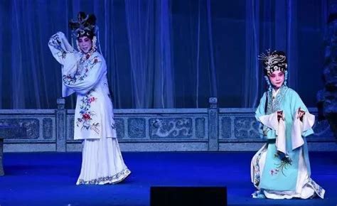 沈阳评剧院排演的评剧《杜十娘》在滨州保利大剧院成功上演-搜狐大视野-搜狐新闻