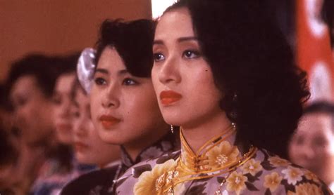 1987年梅艳芳凭借电影《胭脂扣》，一举夺下香港电影金像奖_凤凰网视频_凤凰网