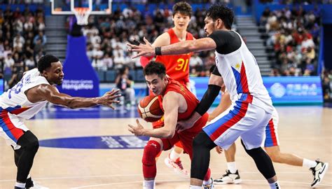 中国男篮末节崩盘，再败菲律宾队无缘亚运会决赛|界面新闻 · 体育