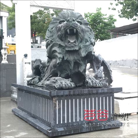 铜雕大型爬狮雕塑现货-狮子麒麟-曲阳县艺谷园林雕塑有限公司