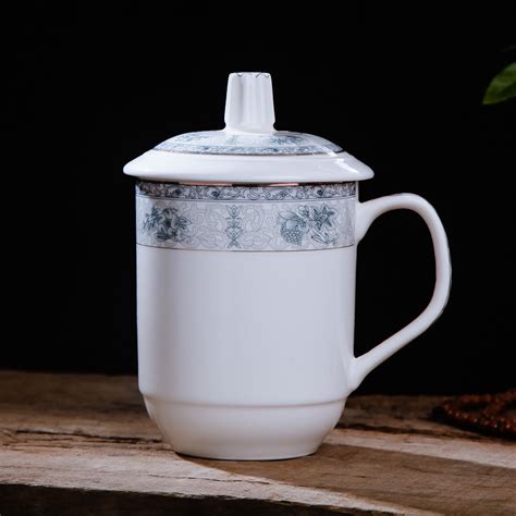 景德镇喝茶杯子陶瓷茶杯家用带盖过滤杯办公杯泡茶杯水杯定制 | 景德镇名瓷在线