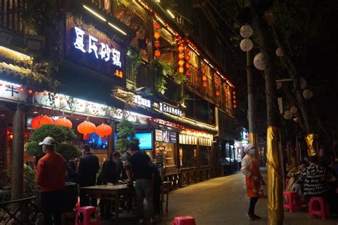 2023户部巷美食餐厅,就是武汉最有名的“早点一条...【去哪儿攻略】