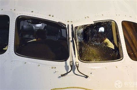 上海飞往温哥华的波音787客机驾驶舱玻璃破裂紧急降落日本 - 民航 - 航空圈——航空信息、大数据平台