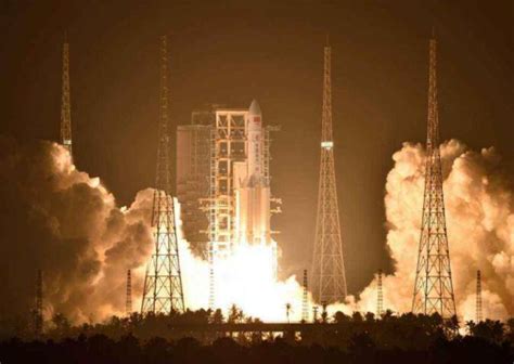 中国重型火箭拟命名“长征九号” 计划2030年首飞_手机凤凰网