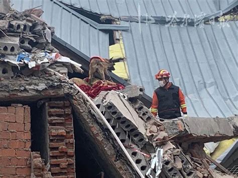 坍塌事故|哈尔滨仓库坍塌已致4死，官方启动事故调查，相关责任人被控制 坍塌事故