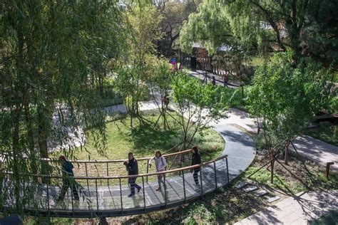 无锡龙寺生态园位于太湖山水城旅游度假区军嶂山风景区南麓