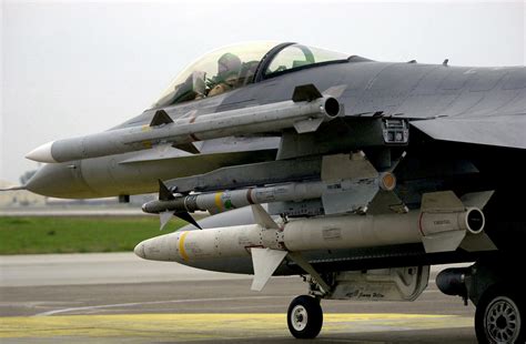 美空军收到第二架F-15EX战机 将在北极附近测试战力|美国空军|F-15EX|战斗机_新浪军事_新浪网