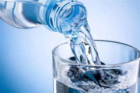 纯净水哪个牌子水质最好？纯净水品牌排行榜前十名 - 海淘族