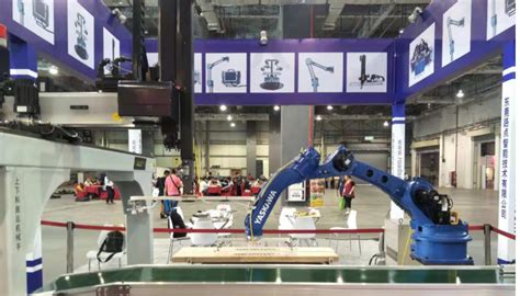 注塑机机械手厂家-注塑机机械手设计-汝岩（上海）自动化科技有限公司