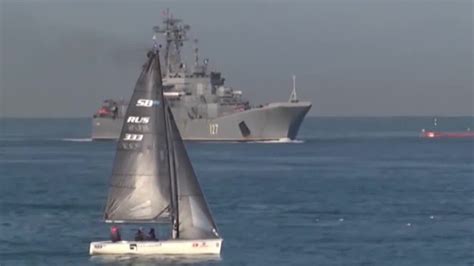 俄乌冲突中，俄黑海舰队发挥着怎样的作用？_凤凰网视频_凤凰网