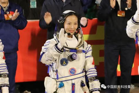中国空间站首位女航天员 新太空出差三人组简历公布-四得网