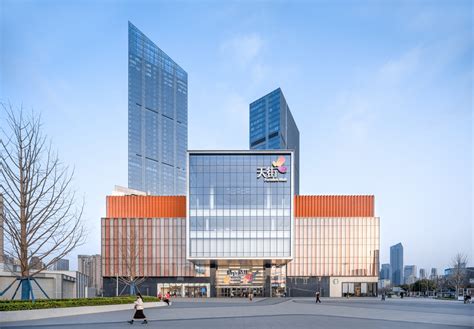 龙湖武汉首个TOD项目：江宸天街招商已过半 2020年即将开业-派沃设计