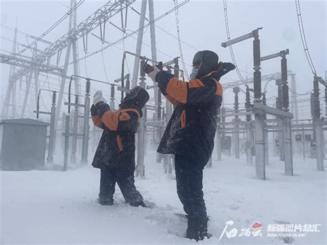 新疆天山电力，圣洁雪峰下的清洁能源基地