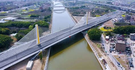 泰州青年路北延新通扬运河桥整体顶推完成_江苏省交通工程集团有限公司