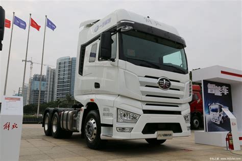 【图】一汽解放 J7重卡 560马力 6X4 牵引车(国六)(CA4250P77K25T1E6)_实拍图片_1284201_卡车之家