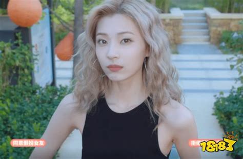 郑少女图片