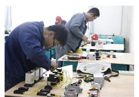汽车工程学院开展技能竞赛成果转化专题培训-欢迎访问陕西交通职业技术学院---汽车学院