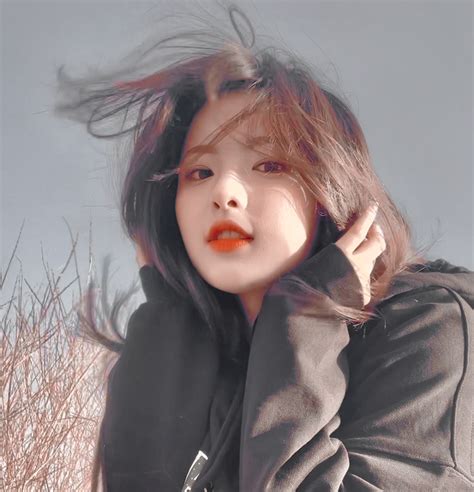 杨超越古风头像女生动漫