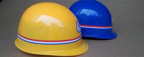 在工地,你应该戴哪种颜色的安全帽？